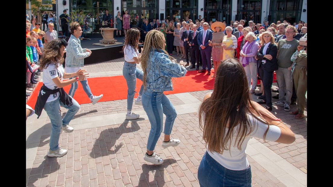 Koningin Máxima opent Performance Factory