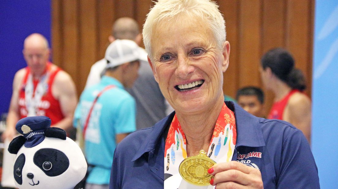 Agente Sonja Oost behaalde drie gouden medailles (Rechten: Delano van der Geest)