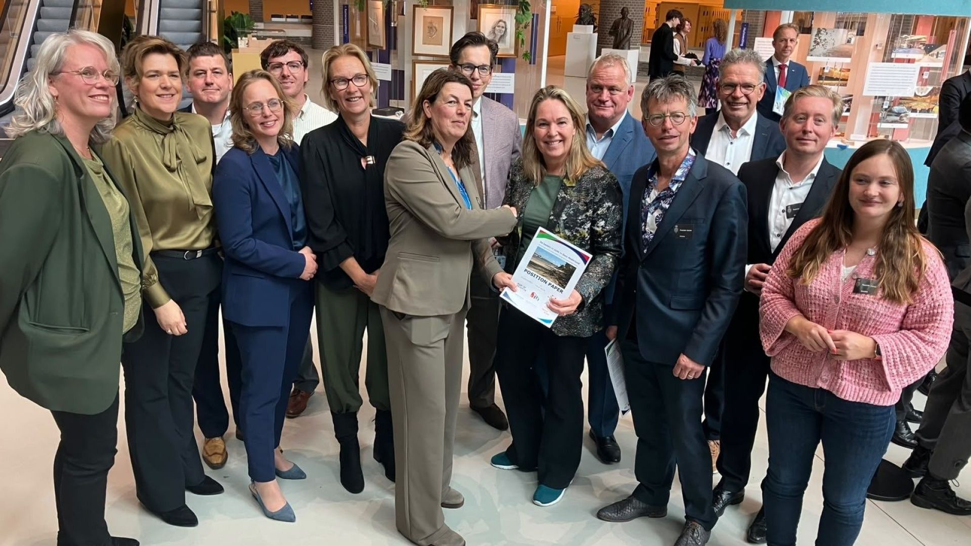 Overhandiging positionpaper
