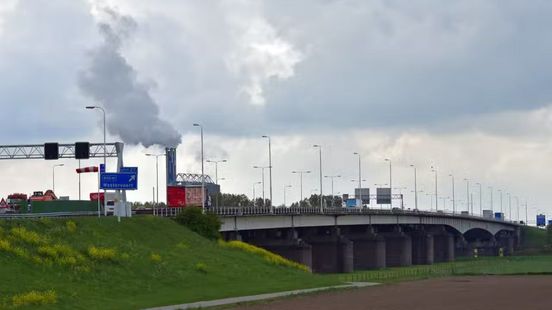 A12 dicht: IJsselbruggen worden gerenoveerd