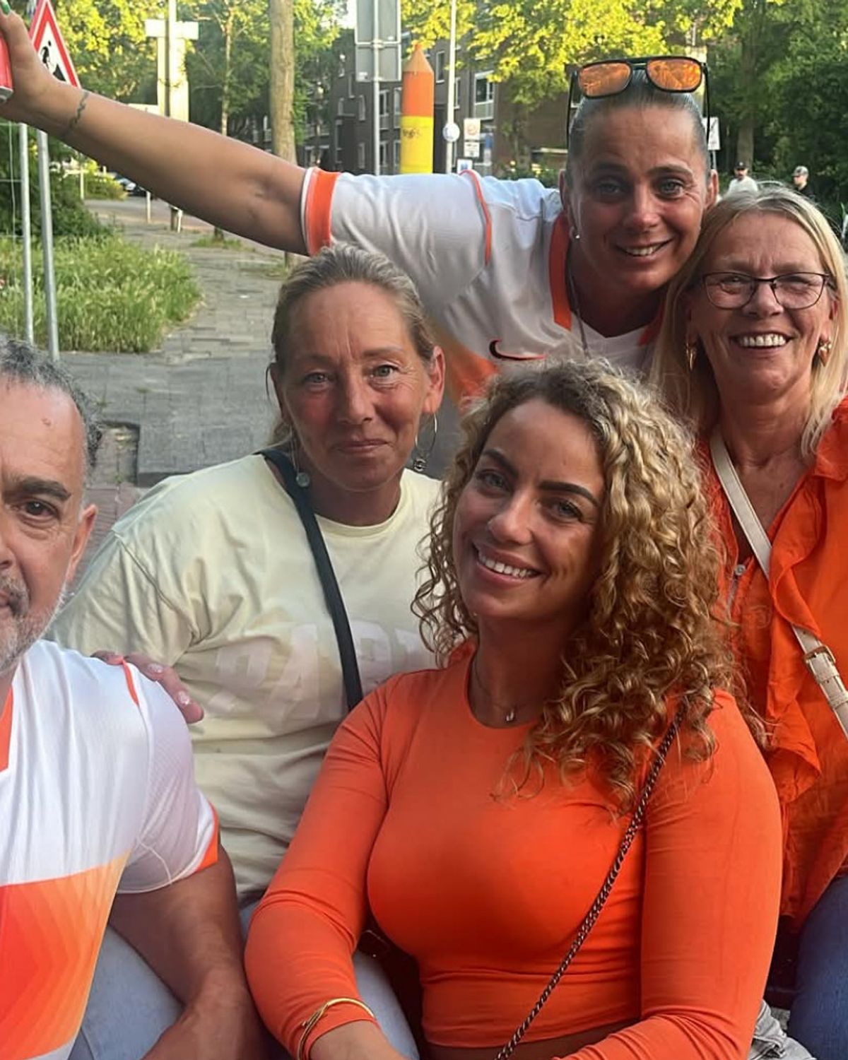 Bomvolle Caf s Zien Hoe Nederland Ruim Wint Summerville Is Een Topper bomvolle-caf-s-zien-hoe-nederland-ruim-wint-summerville-is-een-topper