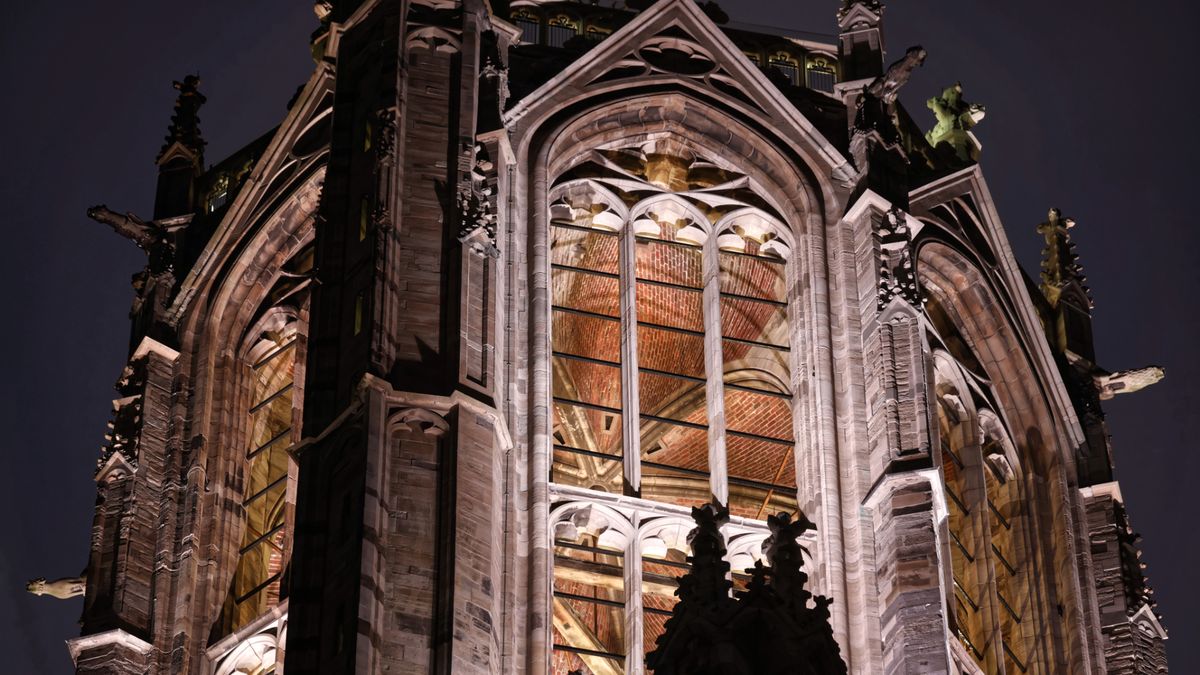 Utrechts raadslid Paalman wil de Domtoren laten afsoppen