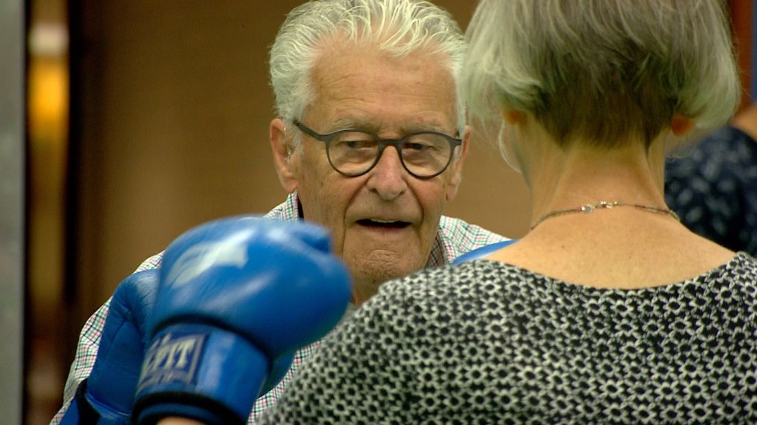 Jan Dingemanse en Jeannette van der Sman boksen tegen elkaar
