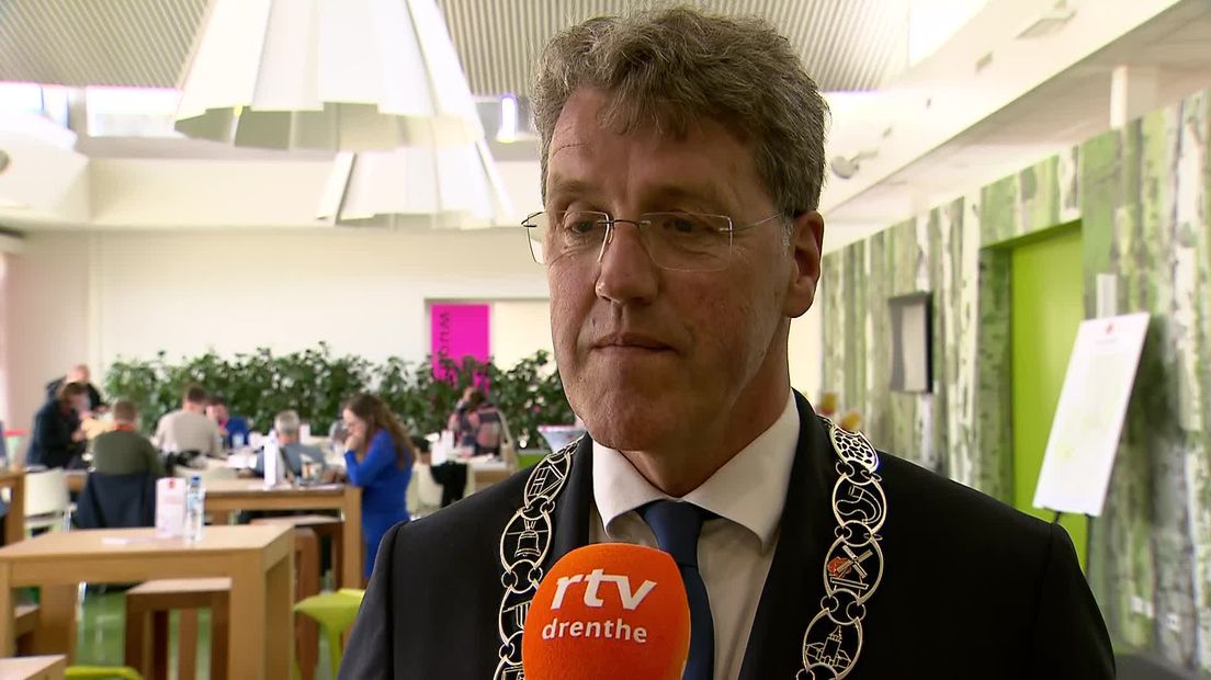 Burgemeester Eric van Oosterhout kijkt positief terug op het bezoek van de Oranjes