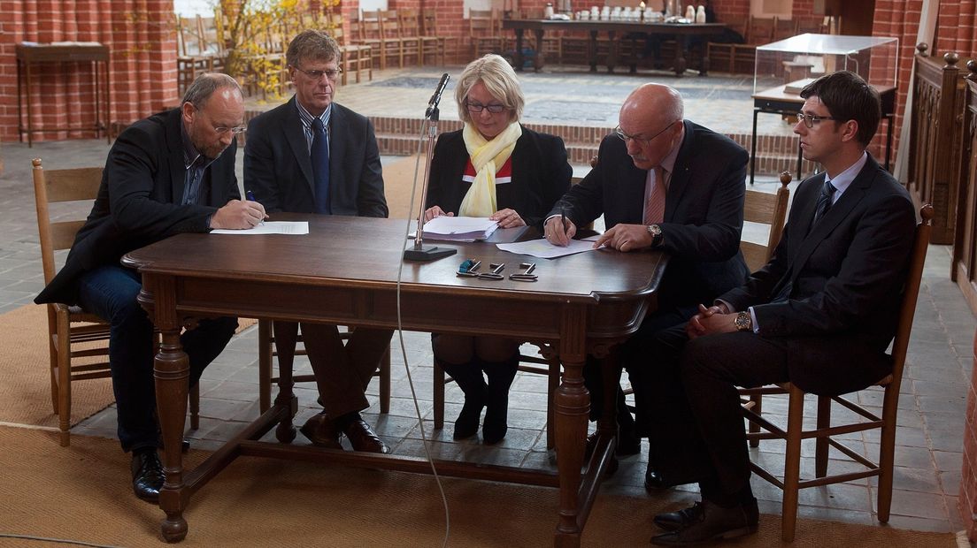 Officiële overdracht kerken Leermens, 't Zandt en Zeerijp aan SOGK.