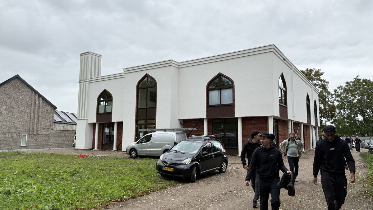 Vijf jaar sparen en bouwen: moslimgemeenschap Assen neemt nieuwe moskee in gebruik