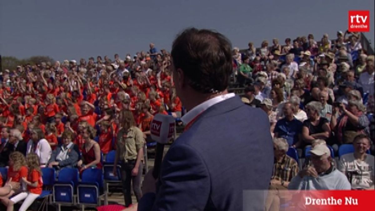 Veel publiek voor de koning