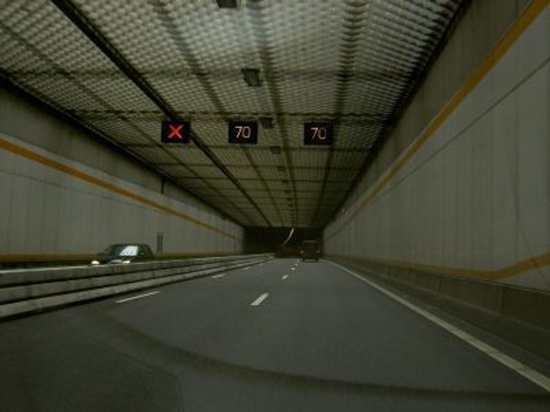 Heinenoordtunnel.cropresize.1.jpg