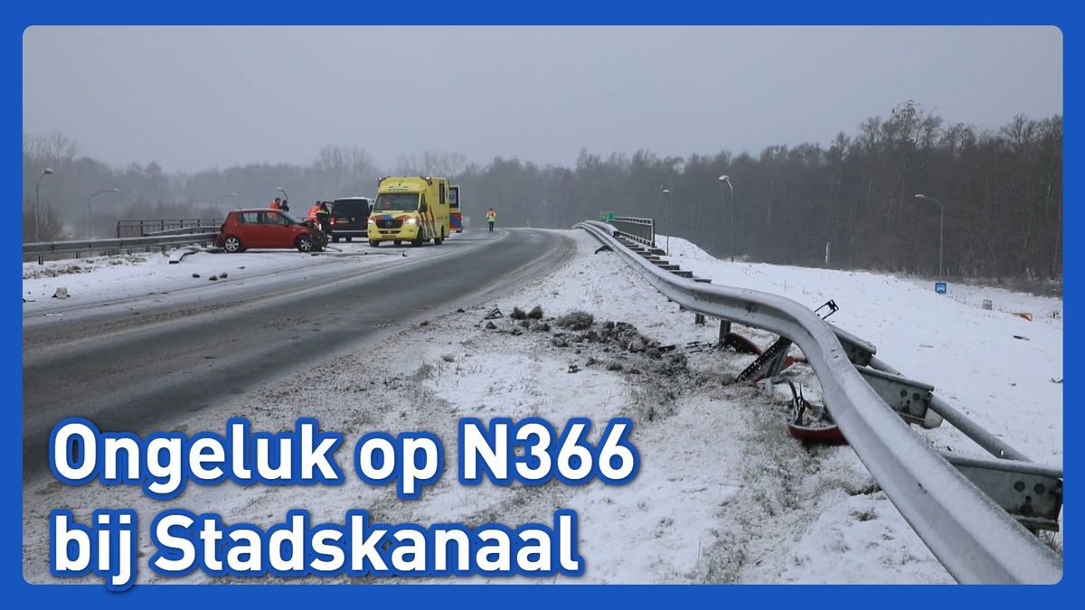 Auto botst tegen vangrail bij Stadskanaal, bestelbus kan auto niet meer ontwijken