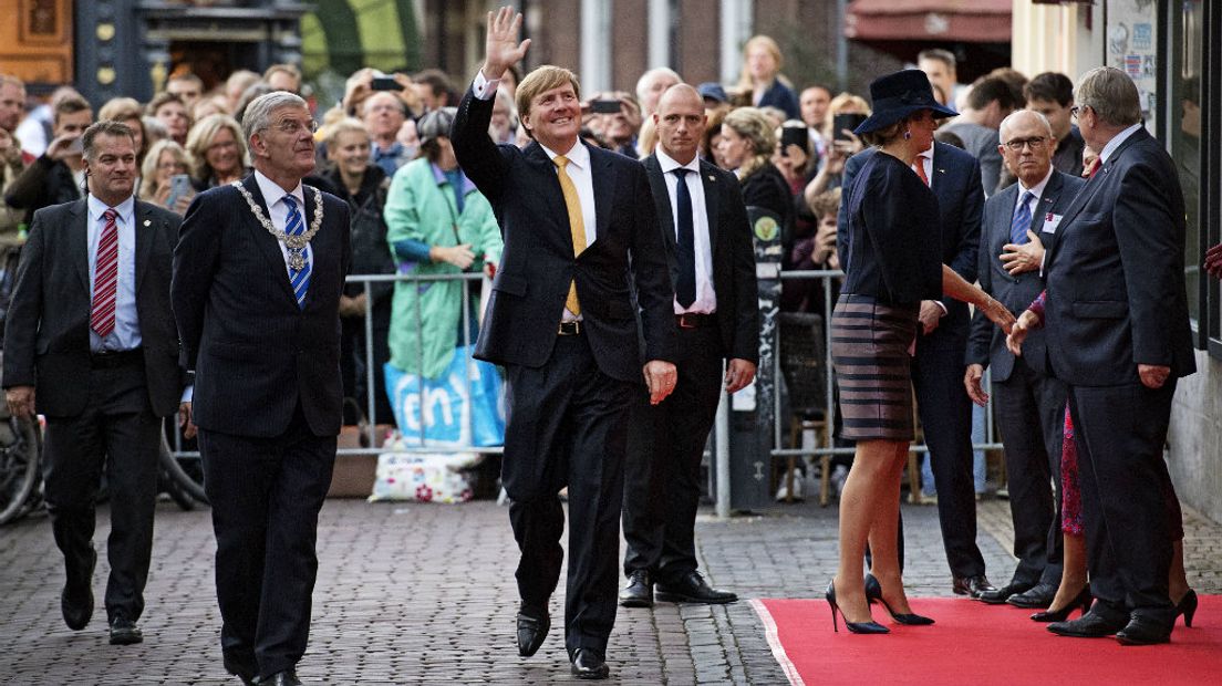 Willem-Alexander en Máxima bij het AAMU