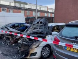 Grote schade bij autobranden Zwijndrecht.