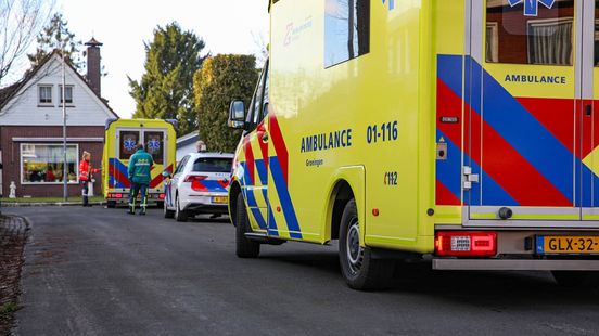 112-nieuws woensdag 24 december: Aanhouding in kroeg in Stad • Voetganger ernstig gewond na aanrijding in Winschoten. 112-nieuws woensdag 24 december: Aanhouding in kroeg in Stad • Voetganger ernstig gewond na aanrijding in Winschoten.