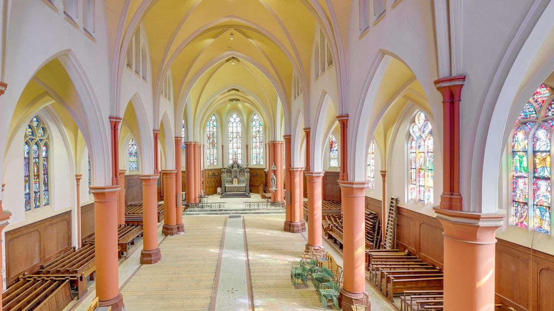 St. Josephkerk Draaiweg Utrecht van binnen