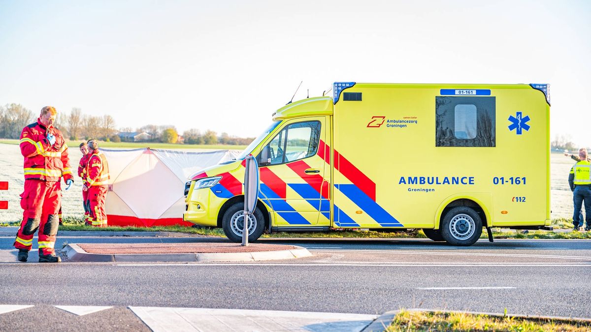 112-nieuws: Man (69) overleden bij ongeval in Grijpskerk • Auto op de kop in Oude Pekela