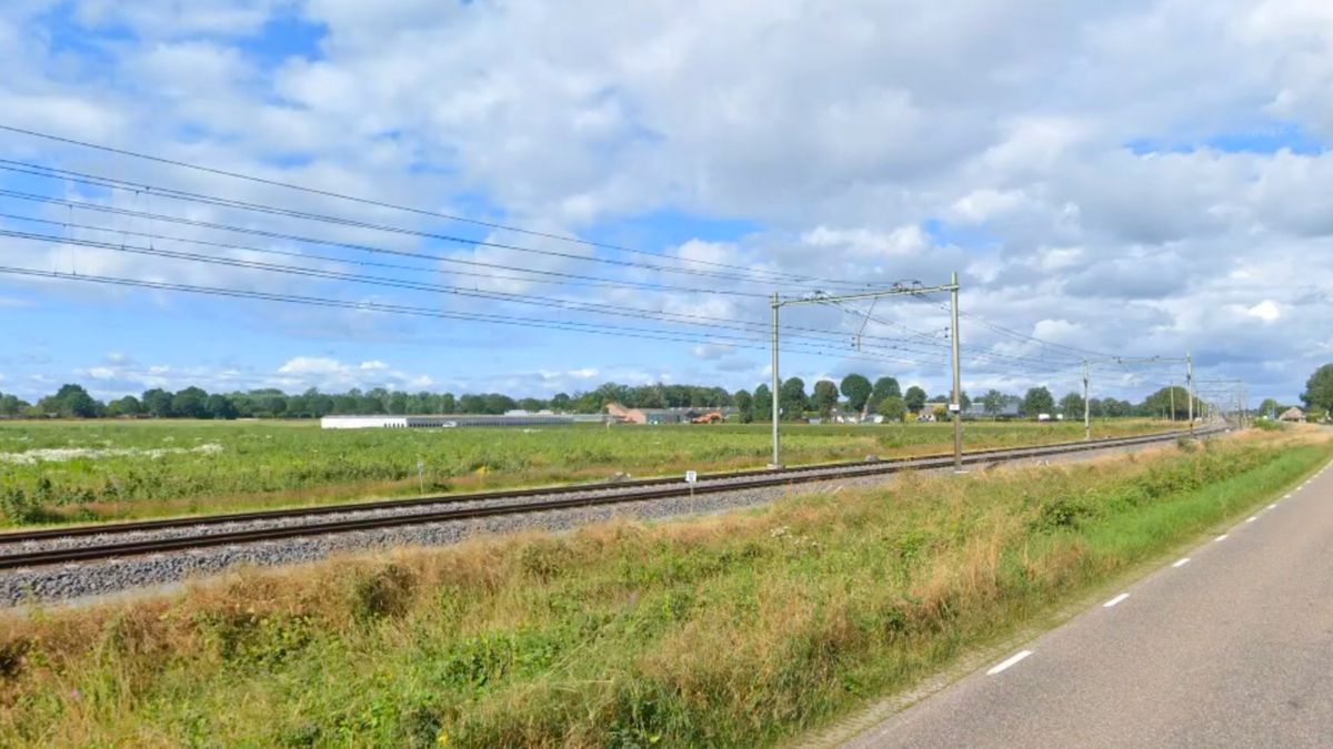 Geen daglicht en brandgevaar: arbeidsmigranten weggehaald uit stal en woning
