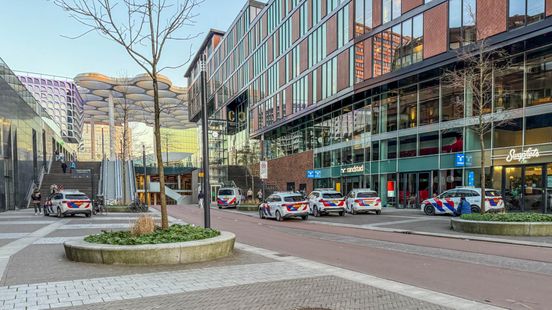 Vechtpartij Stationsplein Utrecht | Kettingbotsing in Woudenberg. Vechtpartij Stationsplein Utrecht | Kettingbotsing in Woudenberg.