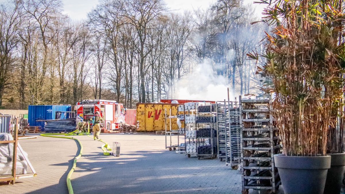 Brand bij tuincentrum Eurofleur in Leusden