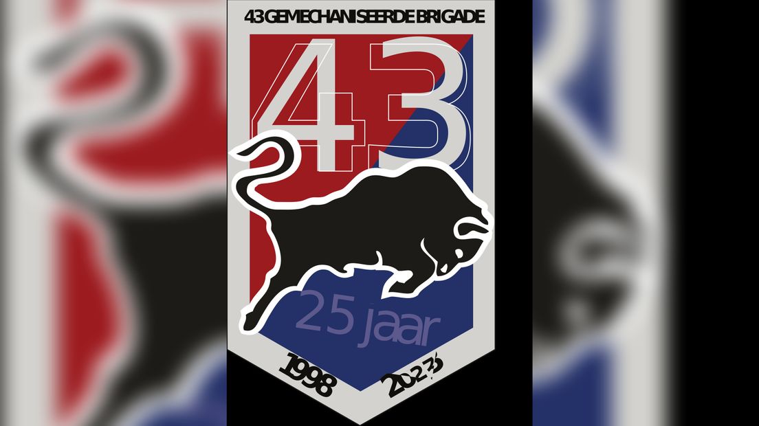 Het lustrumlogo van de 43 Gemechaniseerde Brigade