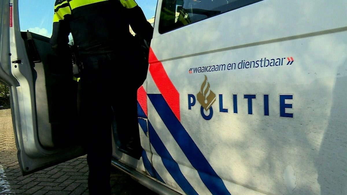 Voordeur van woning beschadigd bij explosie in Goes