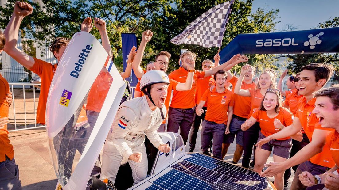 Het Nuon Solar Team van de TU Delft wint de Sasol Solar Challenge