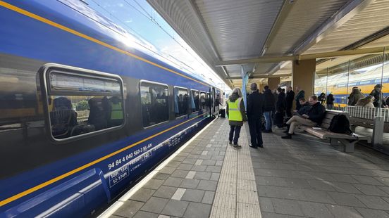 Online lessen en thuiswerken: OV-staking legt ook Limburg deels plat Nieuws