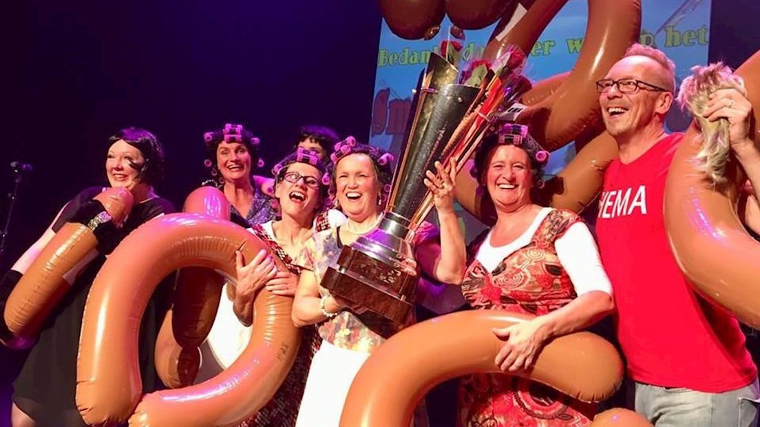 Tolly en de Kwarktasjes winnen het Smartlappenfestival in Zwolle