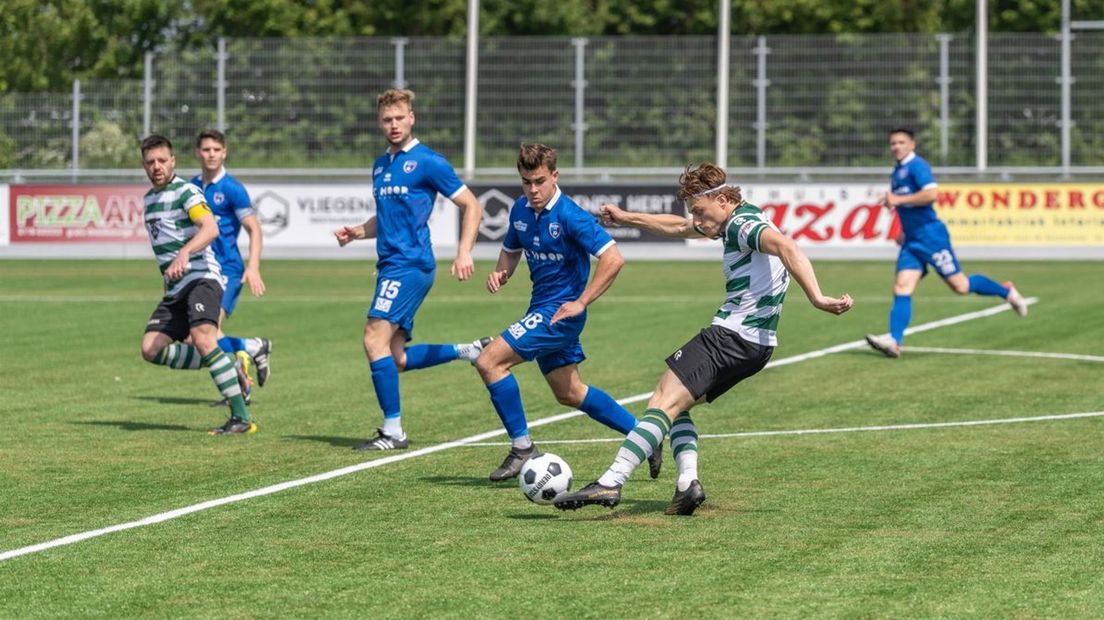 Beeld van de wedstrijd Zeelandia Middelburg-FC Axel