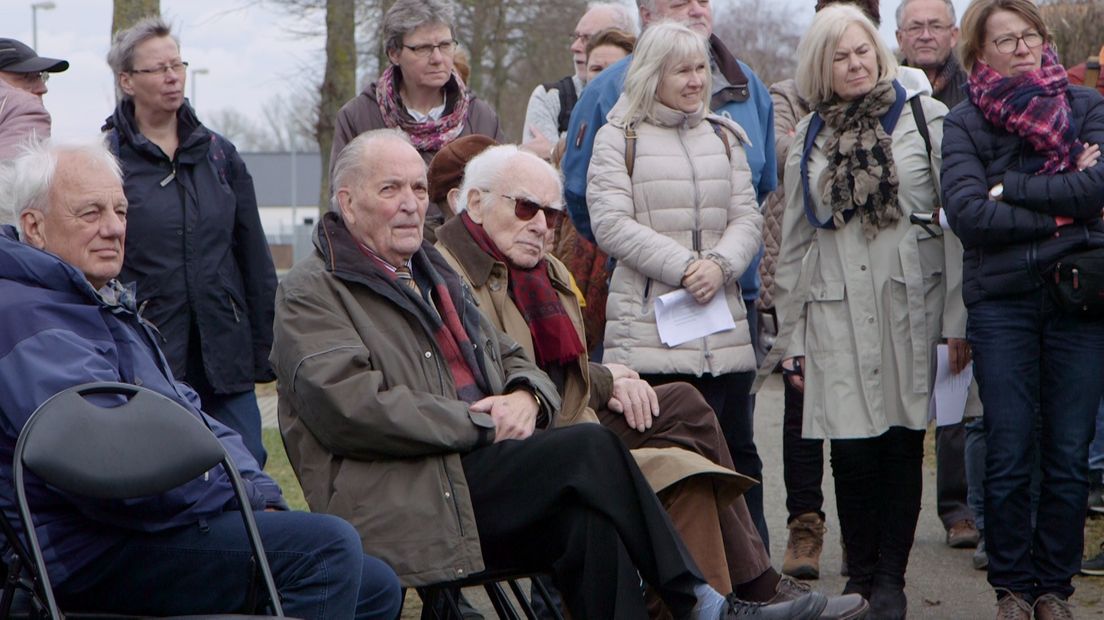 Eén op de tien dwangarbeiders overleed door de barre omstandigheden in dwangarbeidskamp Rees, net over de grens in Duitsland. Tegelijkertijd wisten ook velen te vluchten naar het nabijgelegen Megchelen.