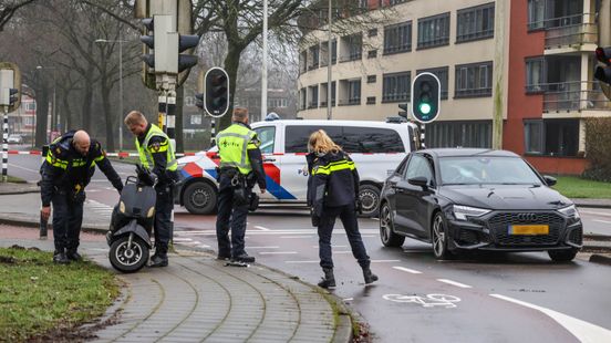 Jongens vinden wapen bij magneetvissen | Gewonde bij ongeluk Amersfoort. Jongens vinden wapen bij magneetvissen | Gewonde bij ongeluk Amersfoort.