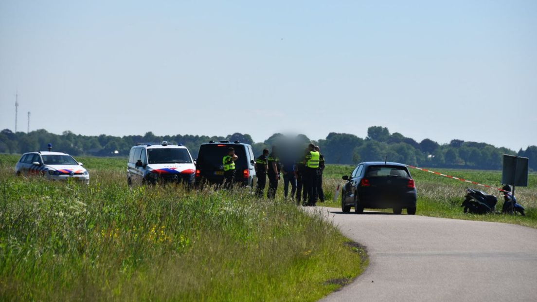 Een verdachte werd op de Roegeweg in Steendam aangehouden