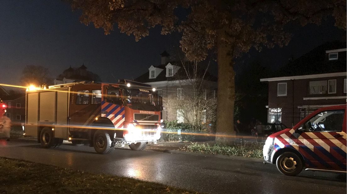 Brandweer aan de slag met keukenbrand