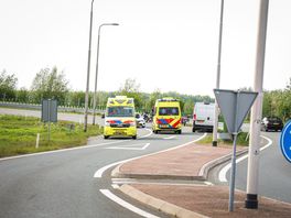 Motorrijder vliegt uit de bocht bij Zwartemeer