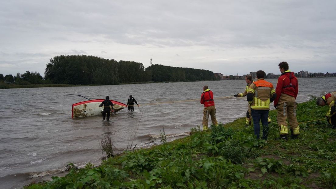 Zoektocht naar drenkeling in Zwolse plas