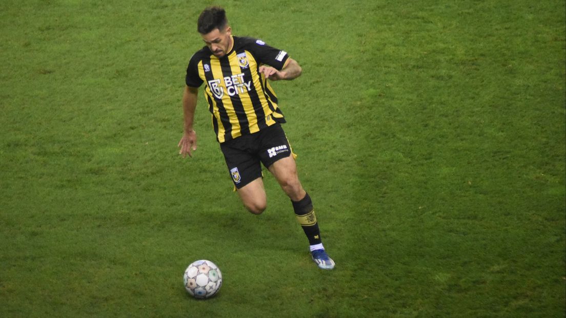 Mica Pinto van Vitesse