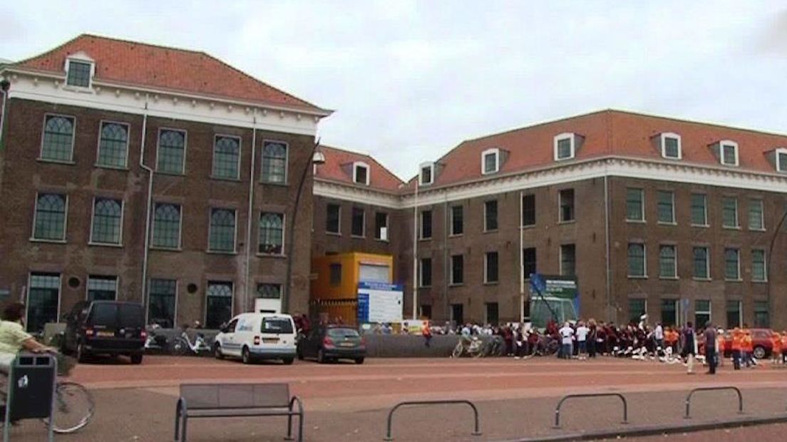 Parkeren bij Van Heutszkazerne in Kampen niet meer gratis