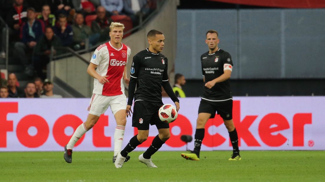 Henk Bos in actie tegen Ajax (Rechten: Gerrit Rijkens)