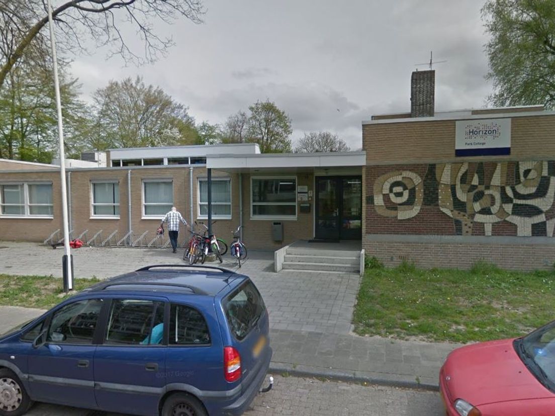 Park College in Dordrecht (Google Streetview)