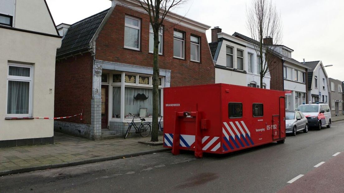 Onderzoek in woning in Enschede