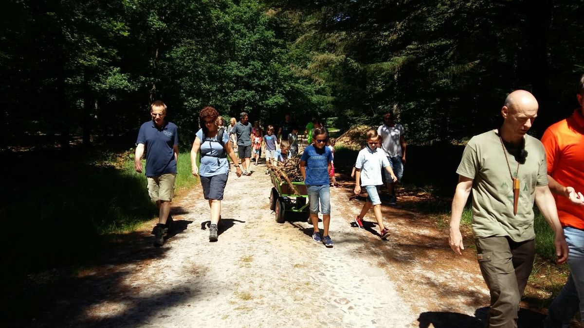 Survivallen en een gratis frisse duik tijdens Vaderdag