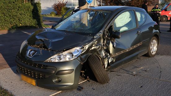Gewonde bij ongeluk met auto en tractor Home