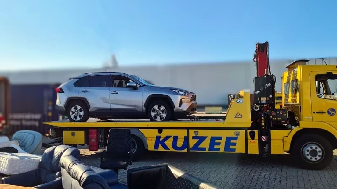 Gestolen auto's gevonden op schip in de haven van Vlissingen
