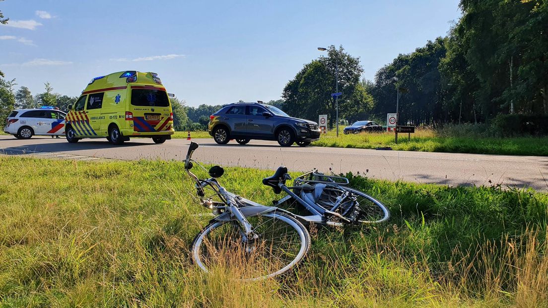 De fietser werd aangereden door een auto