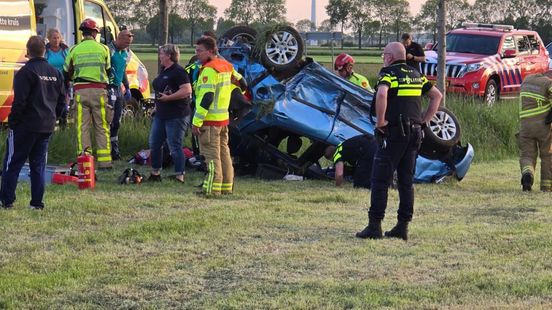 Meerdere gewonden bij ernstig ongeval in Etten. Meerdere gewonden bij ernstig ongeval in Etten.