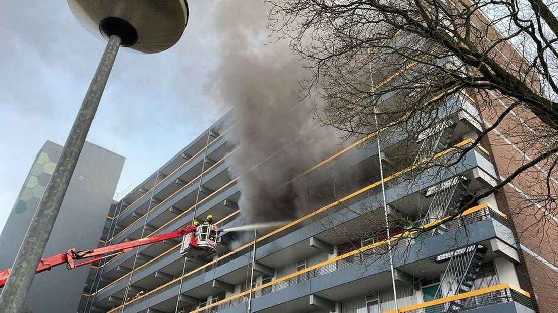 Bewoners van 11 woningen kunnen dit weekend nog niet terug naar hun appartement in Ede.