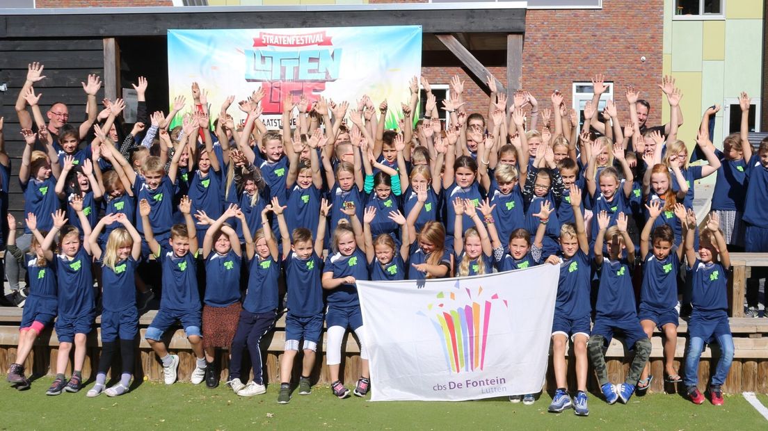 De schooljeugd van Lutten werd vandaag in het zonnetje gezet