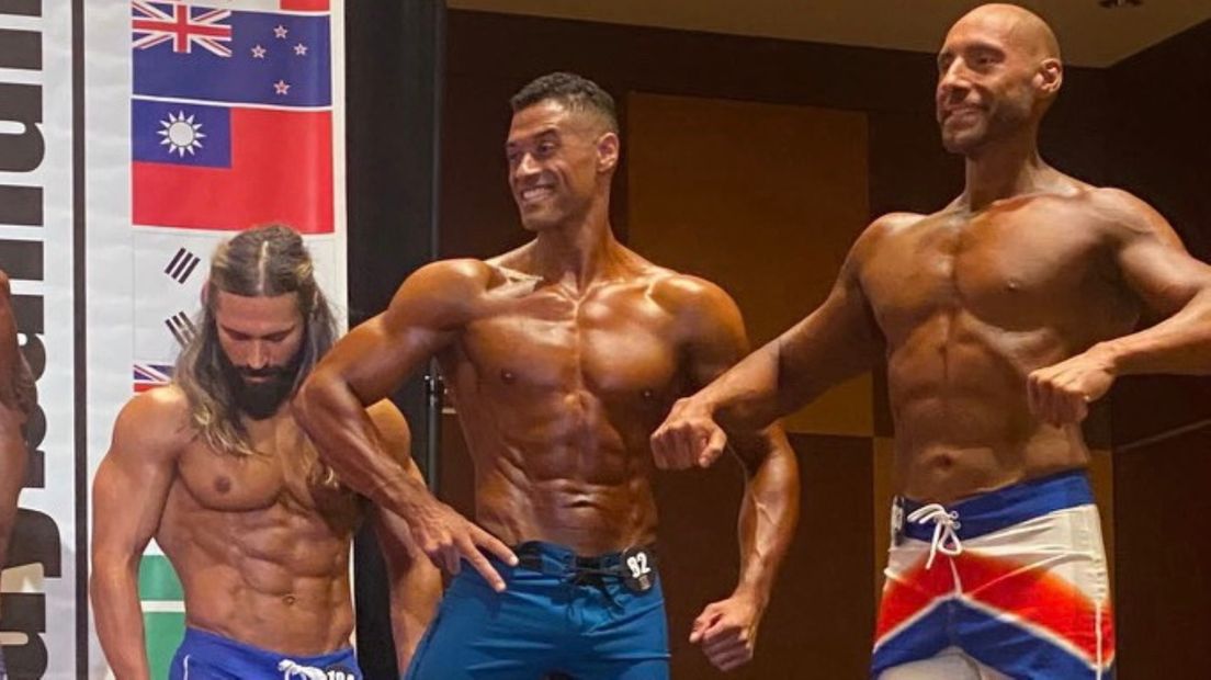 Ray Scholtens toont zijn lichaam in Las Vegas