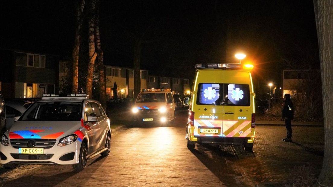 De politie heeft twee verdachten aangehouden bij een steekincident in Emmen (Rechten: Van Oost Media)