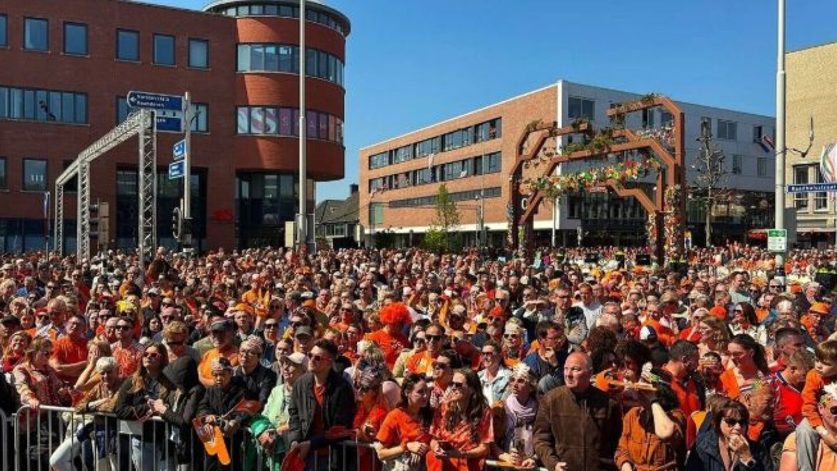 Drukte aan de grens: Koningsdag en 1 mei trekken bezoekers over en weer