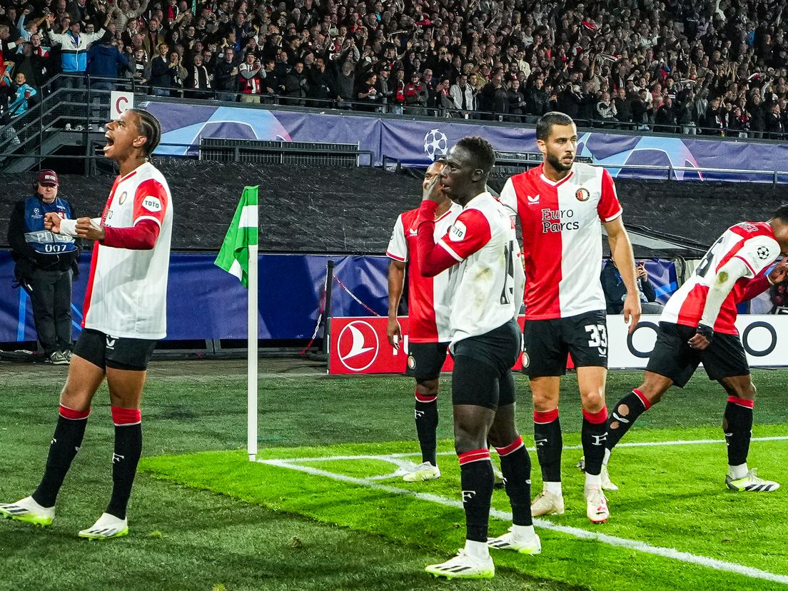 Calvin Stengs schreeuwt het uit na de 1-0 voor Feyenoord tegen Celtic