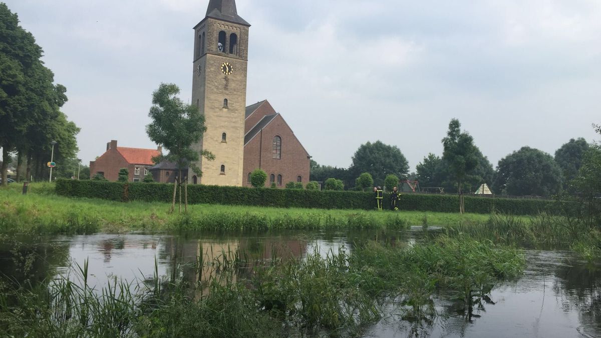 Tien waterpompen ingezet vanwege hoogwater Hunsel